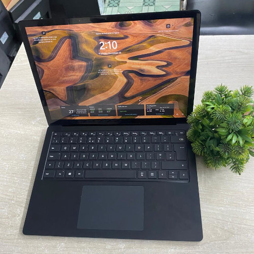 Microsoft Surface Laptop 3 10th Gen Core i5 8GB RAM