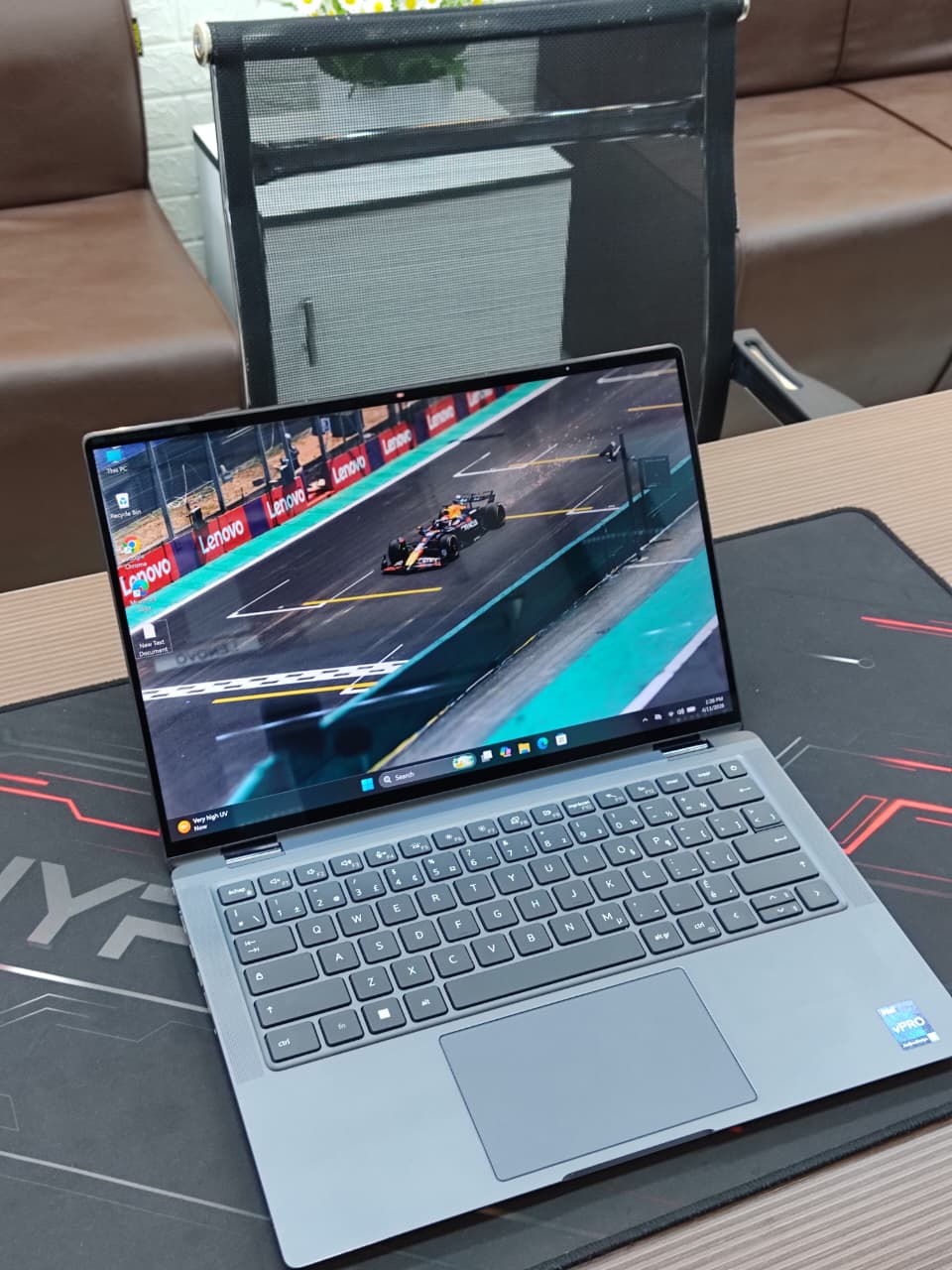 Dell Latitude 9430 Touch Intel Core i5 2.4k display QHD+ 2 In 1 Laptop